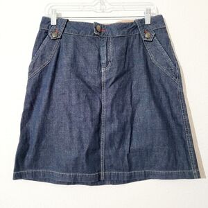 NEW Natural Reflections 100% cotton Denim Skirt Womans Size 4 cute button detail
